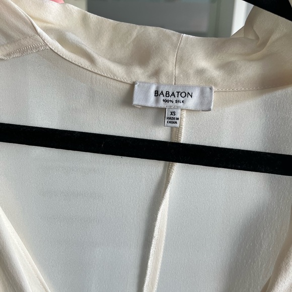 Gorgeous white babaton going out top. - Picture 2 of 3